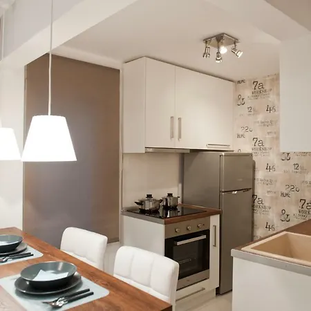 C.1 City Rose Apartamento Tesalónica